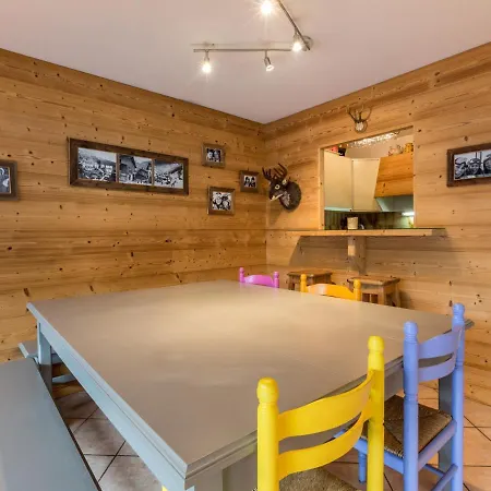 Apartamento 3 Pieces Proche Pistes, Centre Village, 6-8 Pers, Balcon Sud, Parking, Skis, - Fr-1-437-36 *